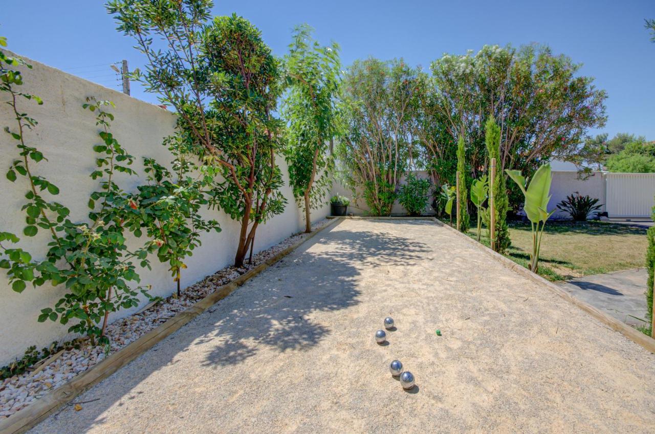 Hotel Domaine Le Courti - Adult Only Le Barcarès Exterior foto