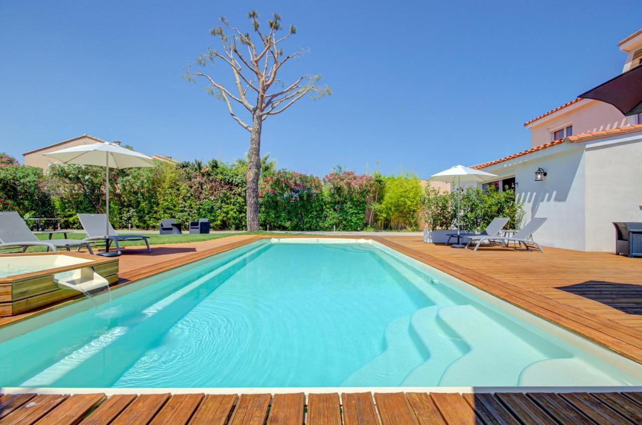Hotel Domaine Le Courti - Adult Only Le Barcarès Exterior foto